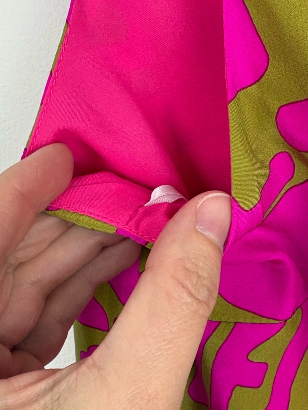 Alice & Trixie Pink & Olive Graphic Sleeveless Shift Dress 100% silk sz Med mod - Picture 3 of 9